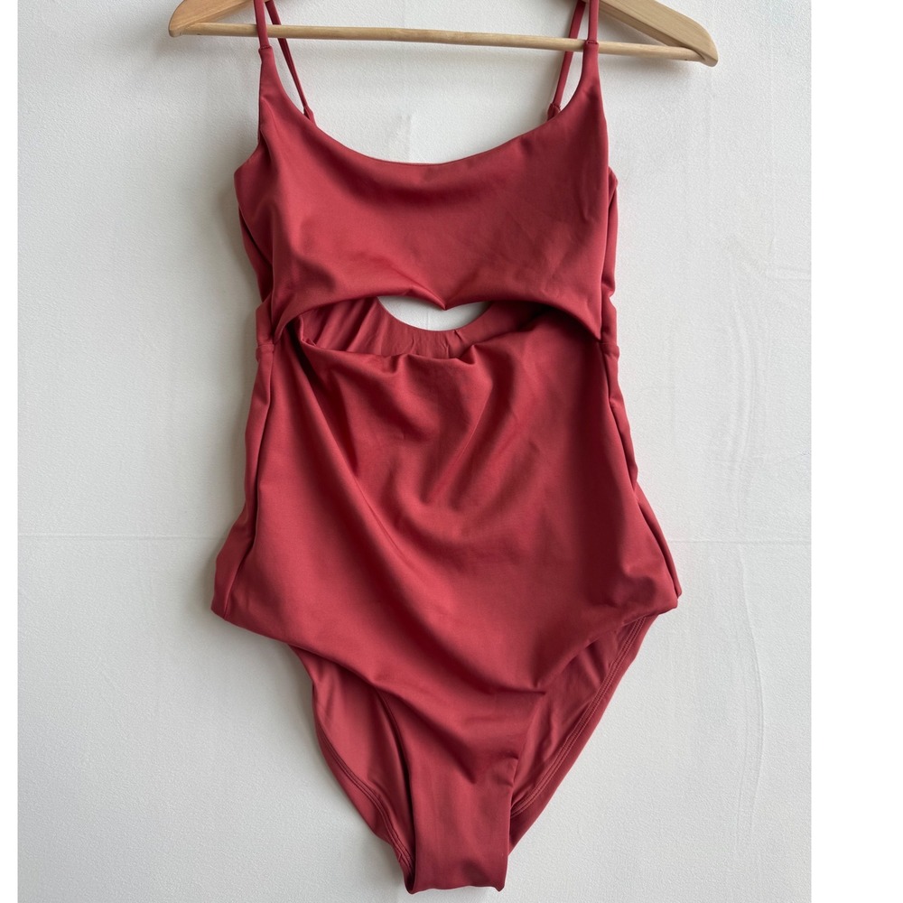 Left On Friday Women Peak Suit Camp Rose Pink Large Tall One Piece Swimsuit - Picture 2 of 9